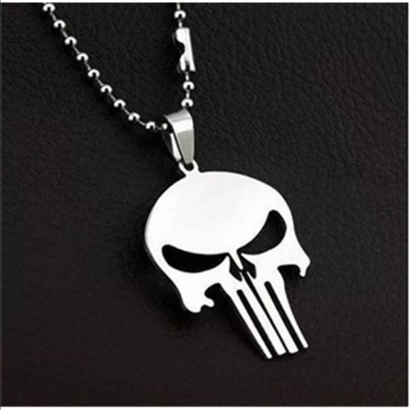punisher skull necklace
